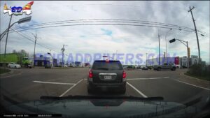 Center Lane Turn
