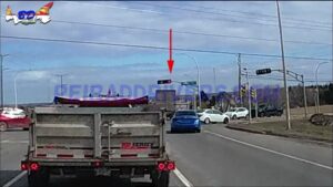 Transport Red Runner